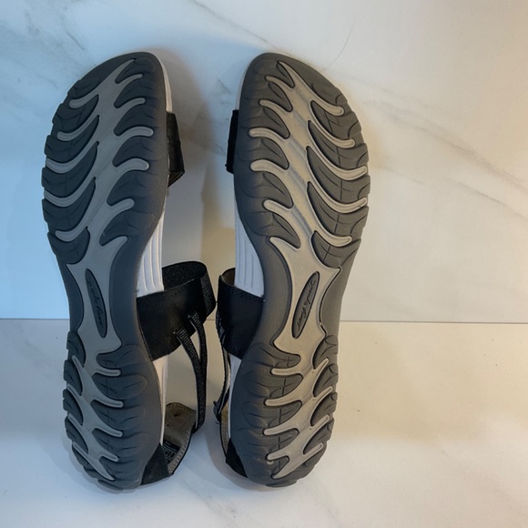Easy Spirit Messa sandals 9M - Picture 10 of 10